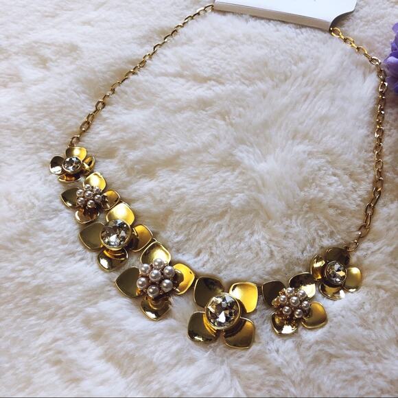 Ann Taylor Pearlized Floral Statement Necklace - Picture 2 of 7